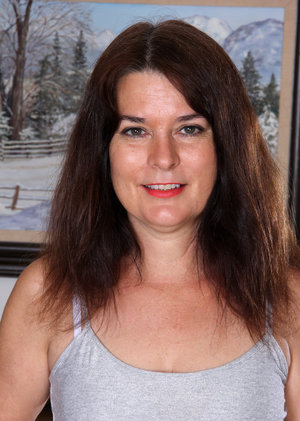 18 year old braces clad cutie Liza Rowe stripping naked if you please